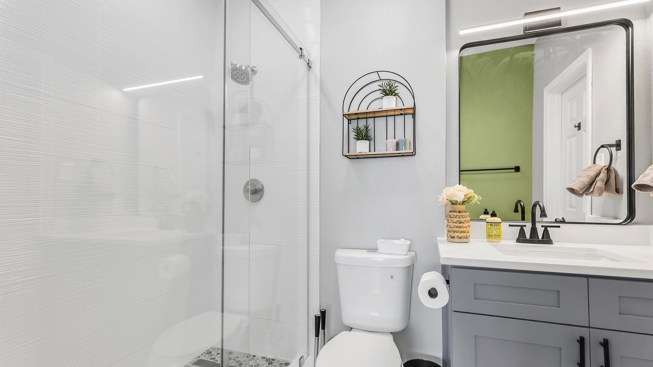 Photo of Bathroom in Northgate