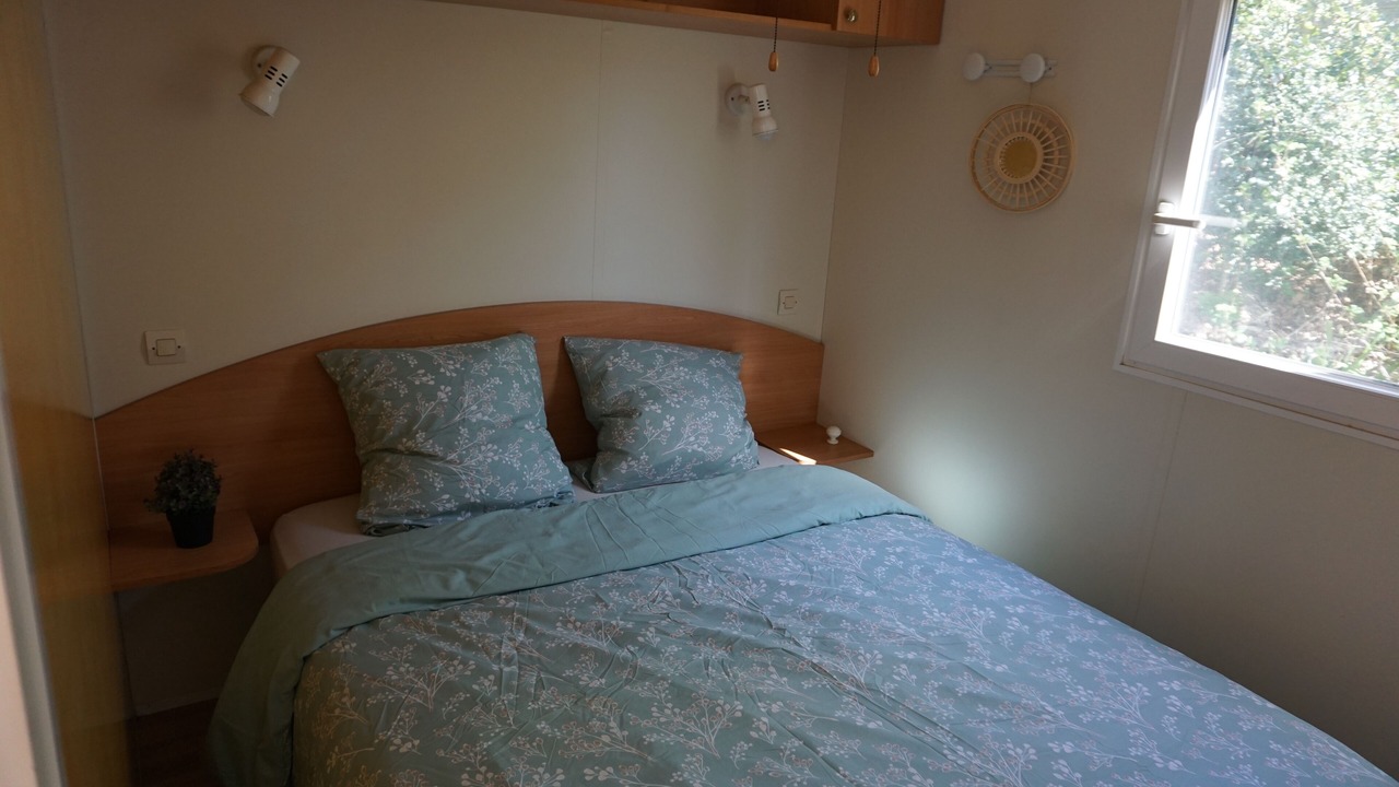 Photo of Bedroom in Caurel