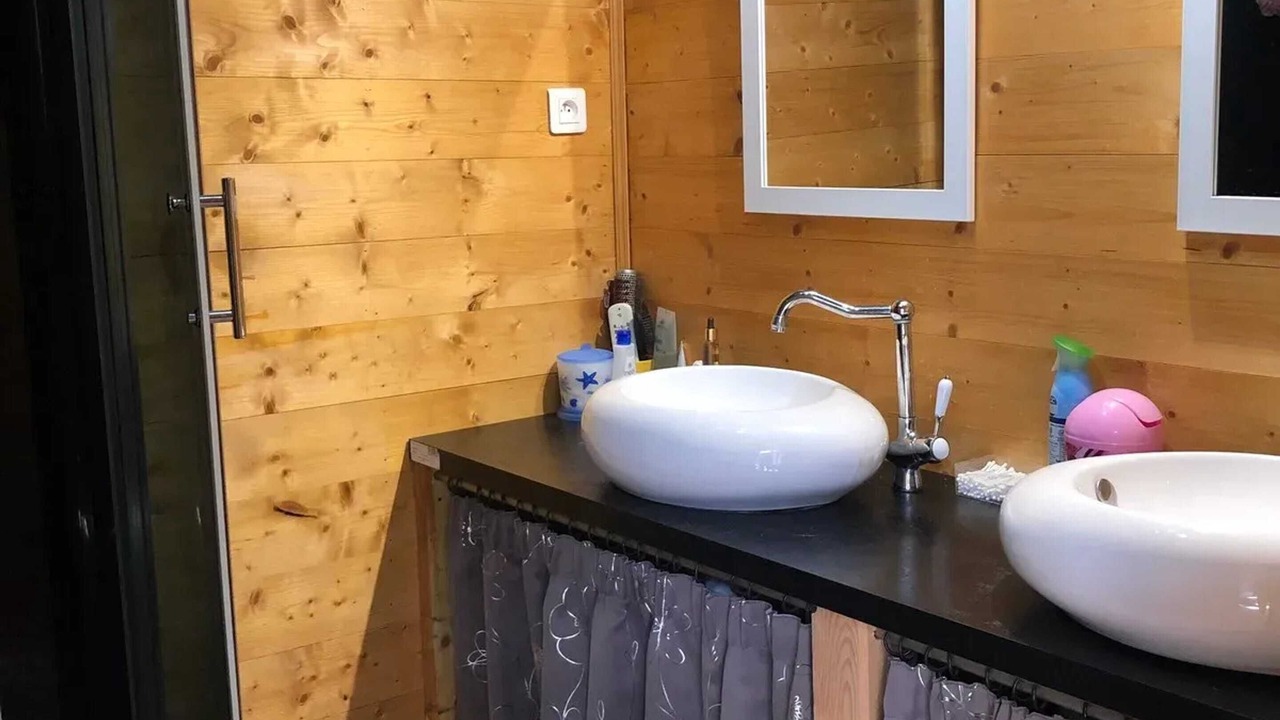 Photo of Bathroom in Borne