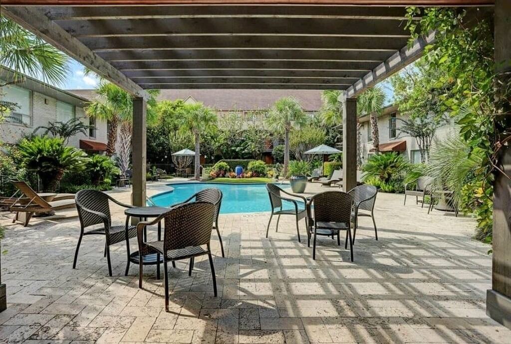 Photo of Outdoor in Uptown