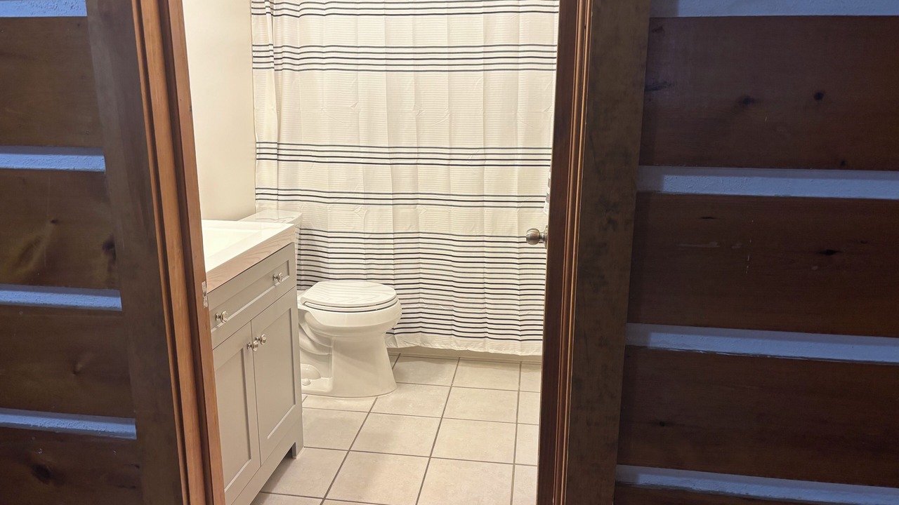 Photo of Bathroom in The Blue Mountains