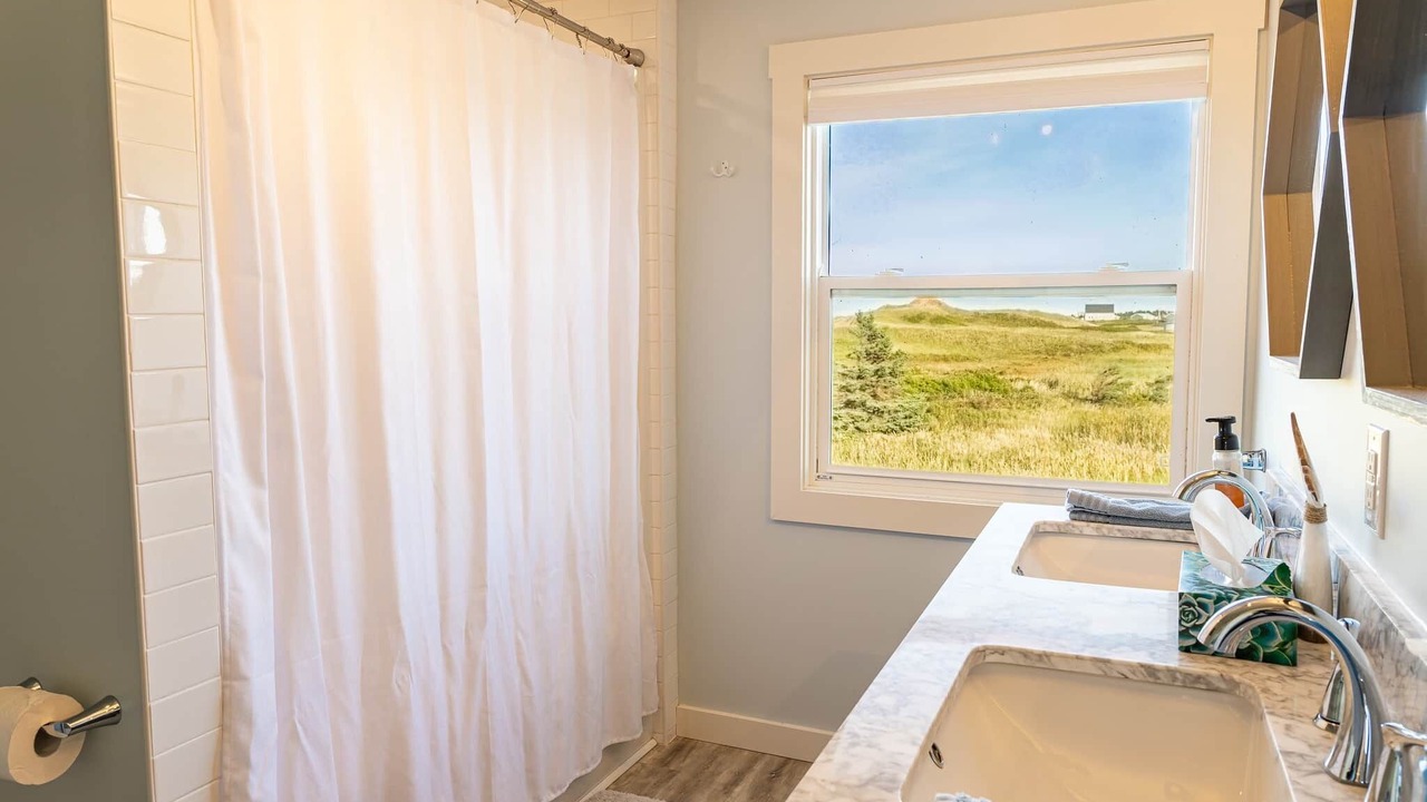 Photo of Bathroom in Darnley