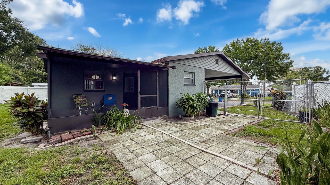 Photo of Outdoor in Tampa