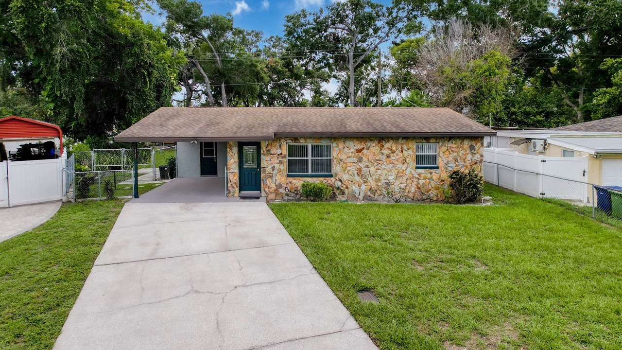 Photo of Outdoor in Tampa