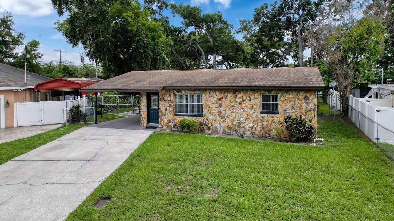 Photo of Outdoor in Tampa