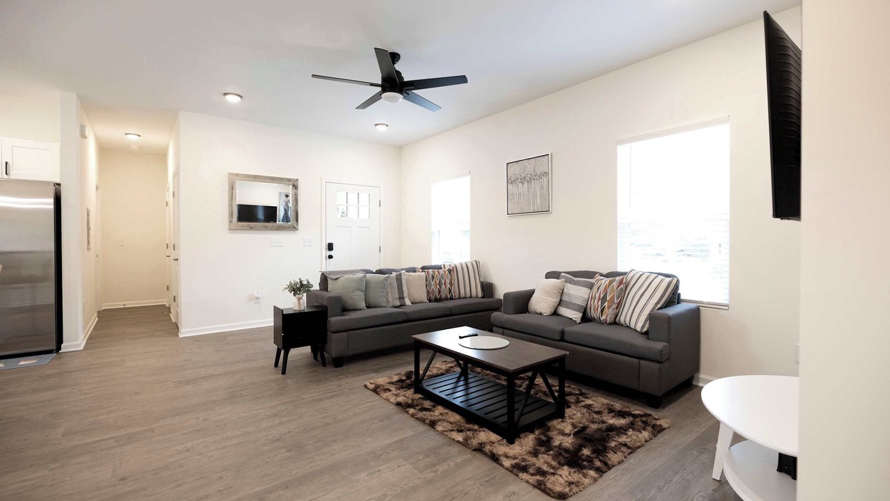 Photo of Livingroom in Burlington