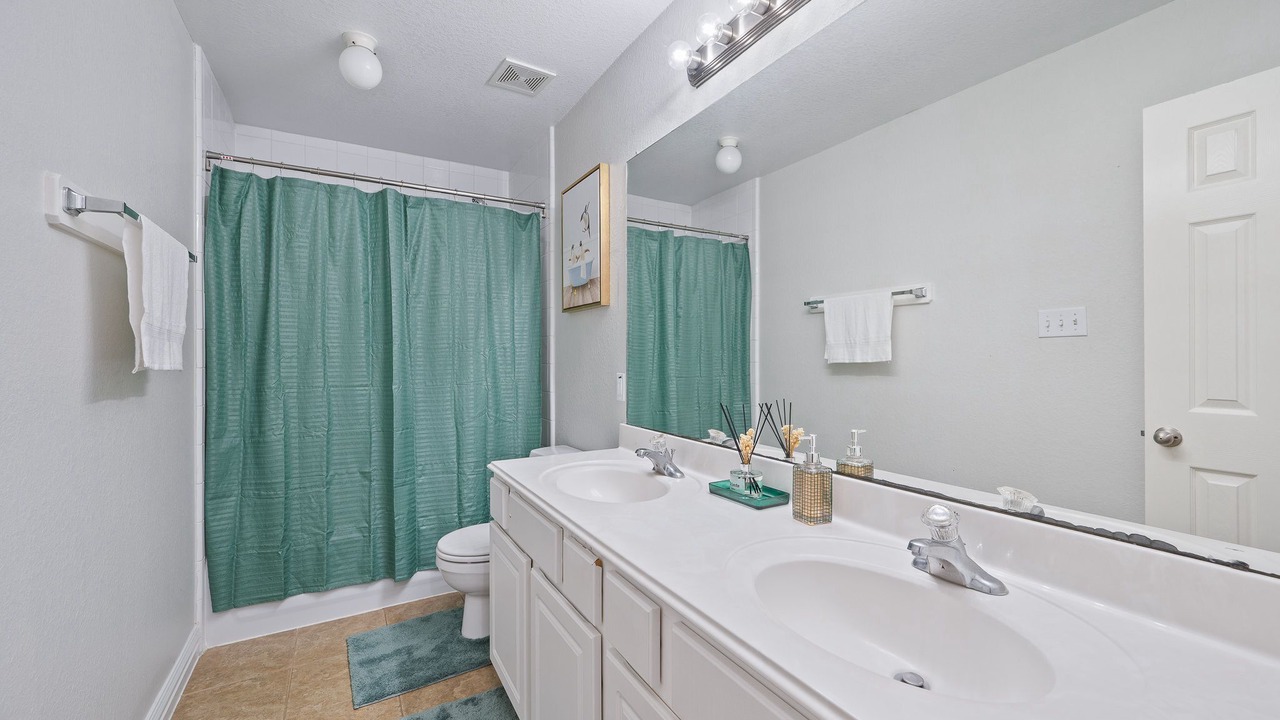 Photo of Bathroom in Spring