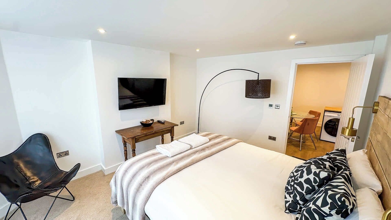 Photo of Others in Staple Hill