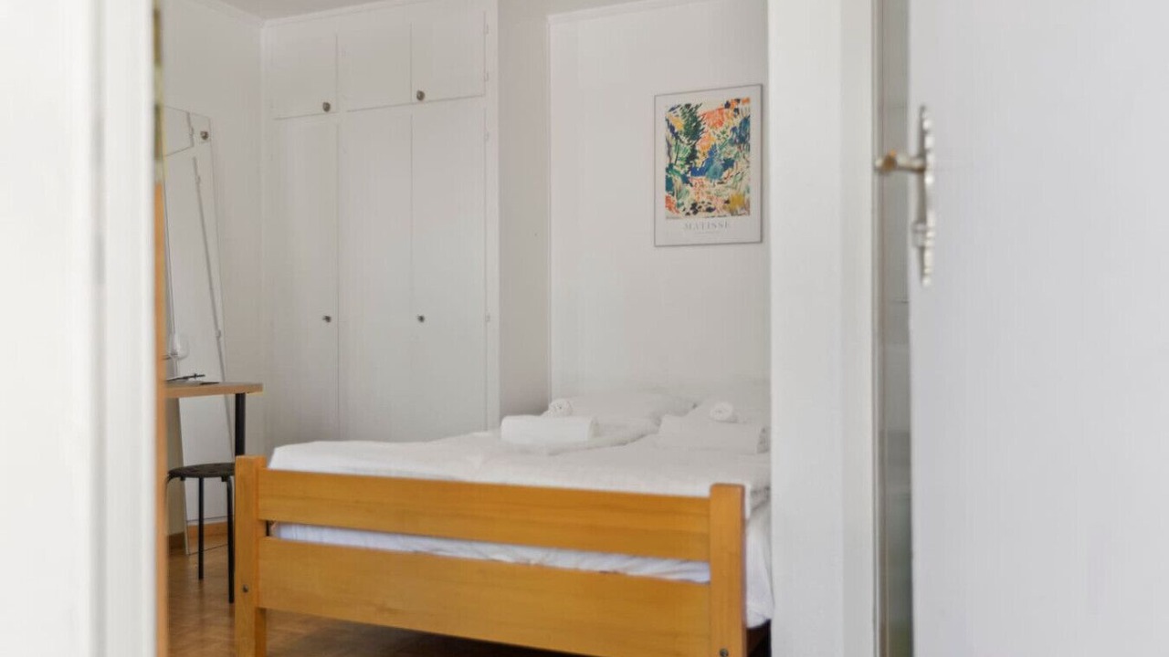 Photo of Bedroom in Noes