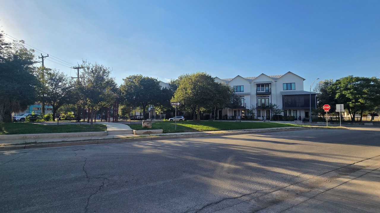Photo of Outdoor in Southtown
