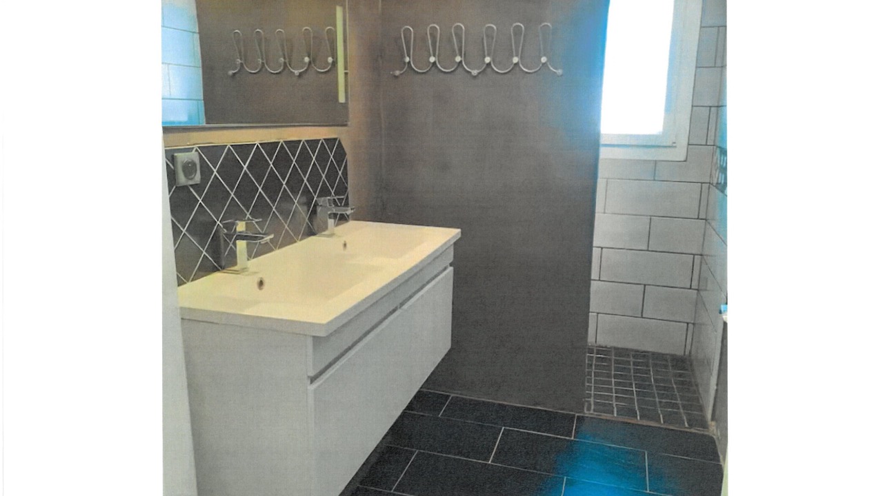 Photo of Bathroom in Cabannes