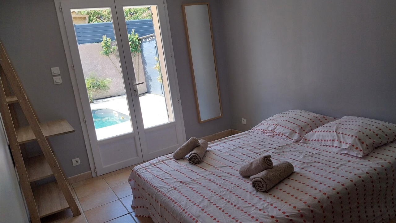 Photo of Bedroom in Cabannes