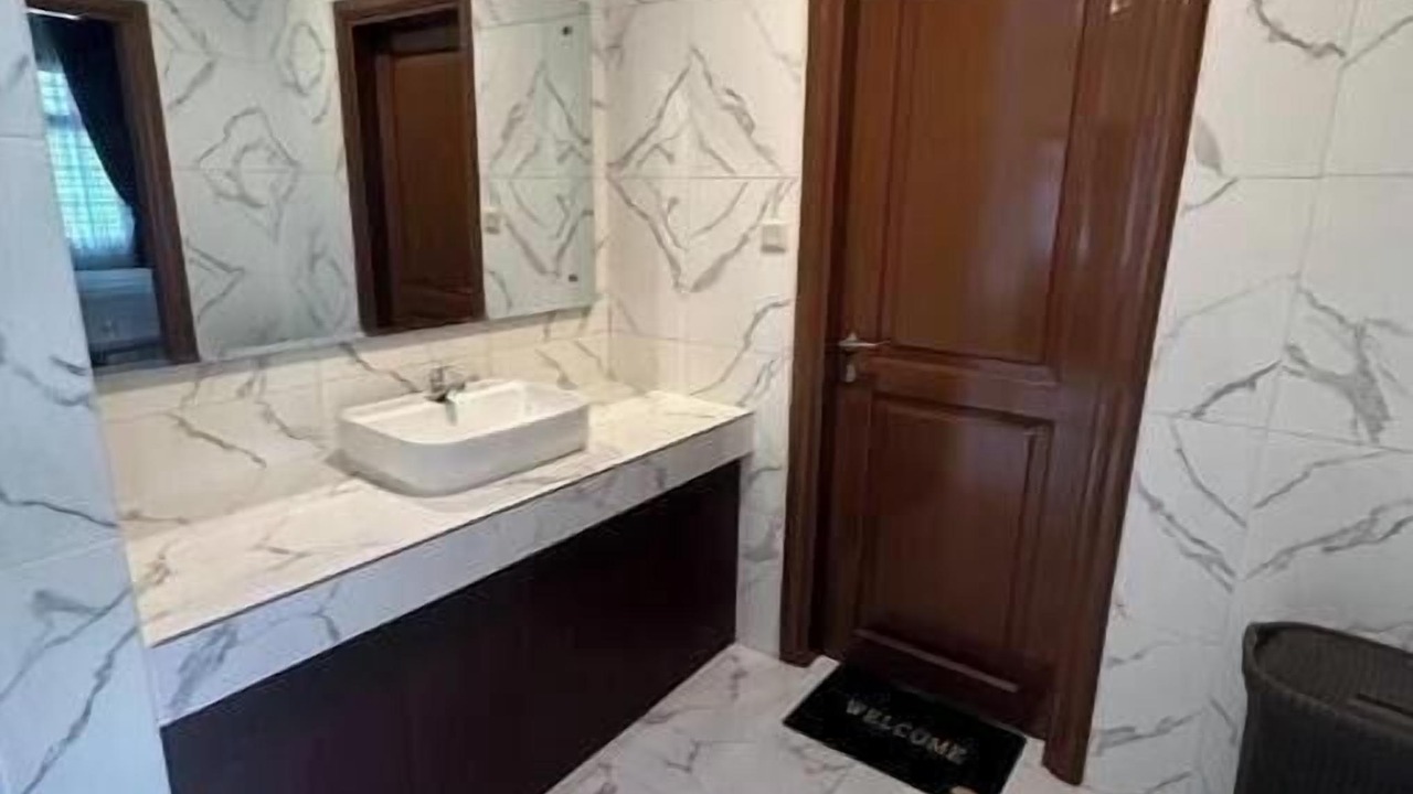 Photo of Bathroom in Cipanas