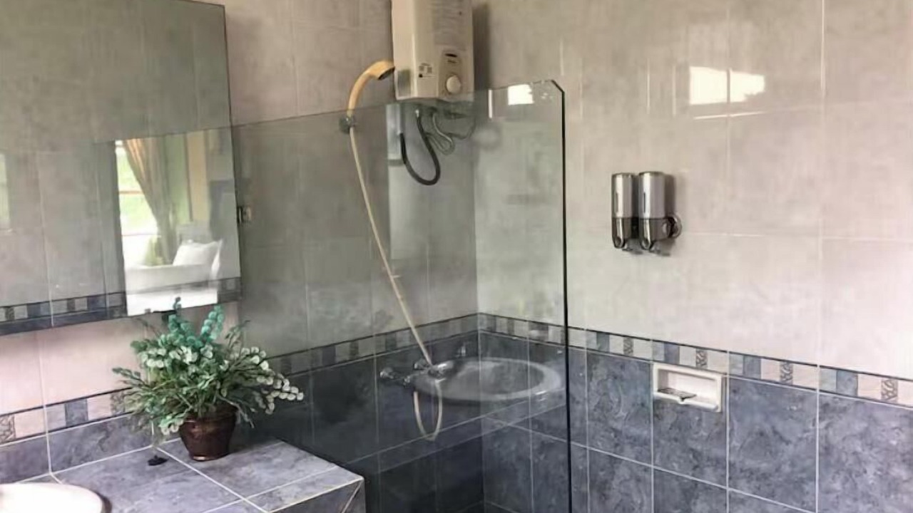 Photo of Bathroom in Cipanas