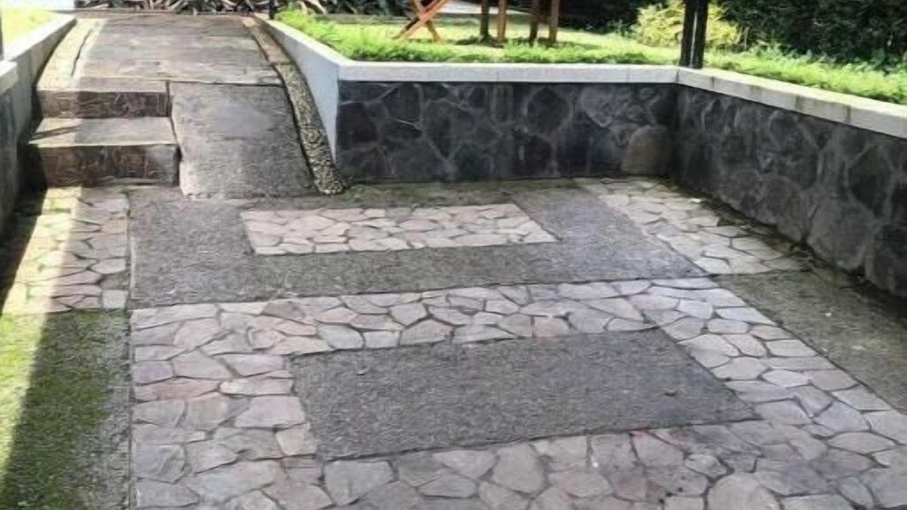 Photo of Patio Balcony in Cipanas