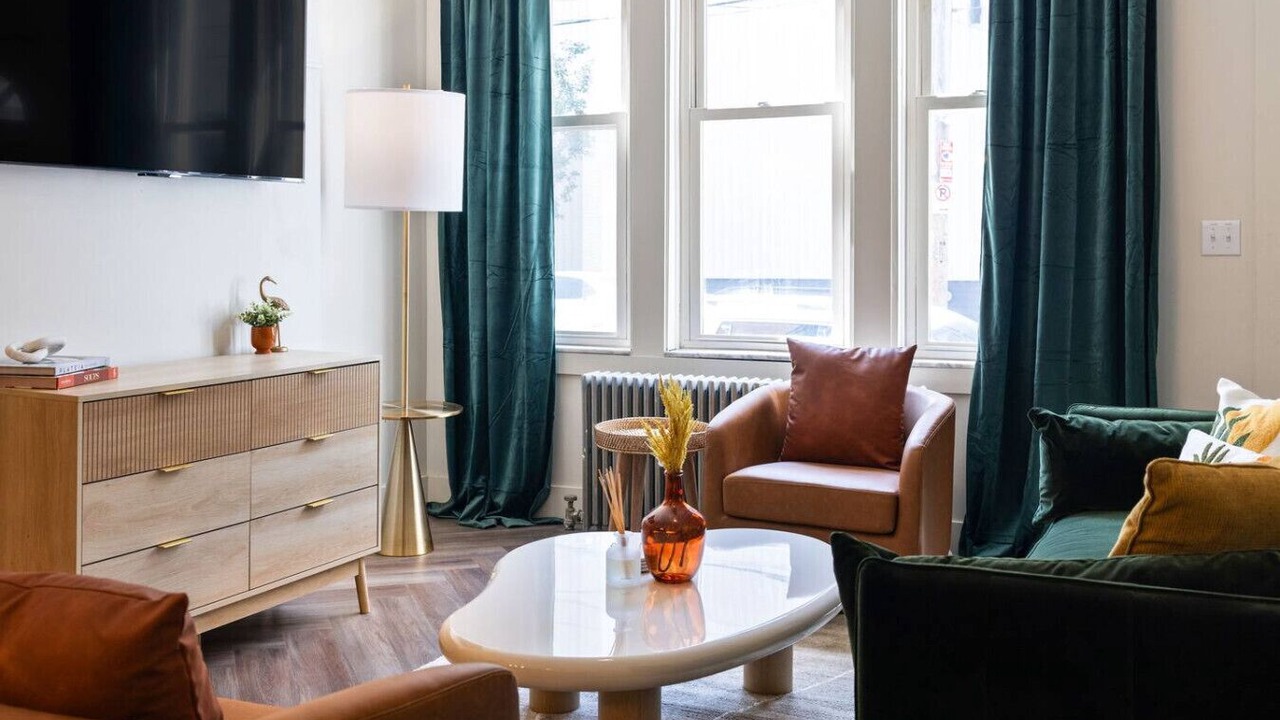 Photo of Livingroom in South Side Flats