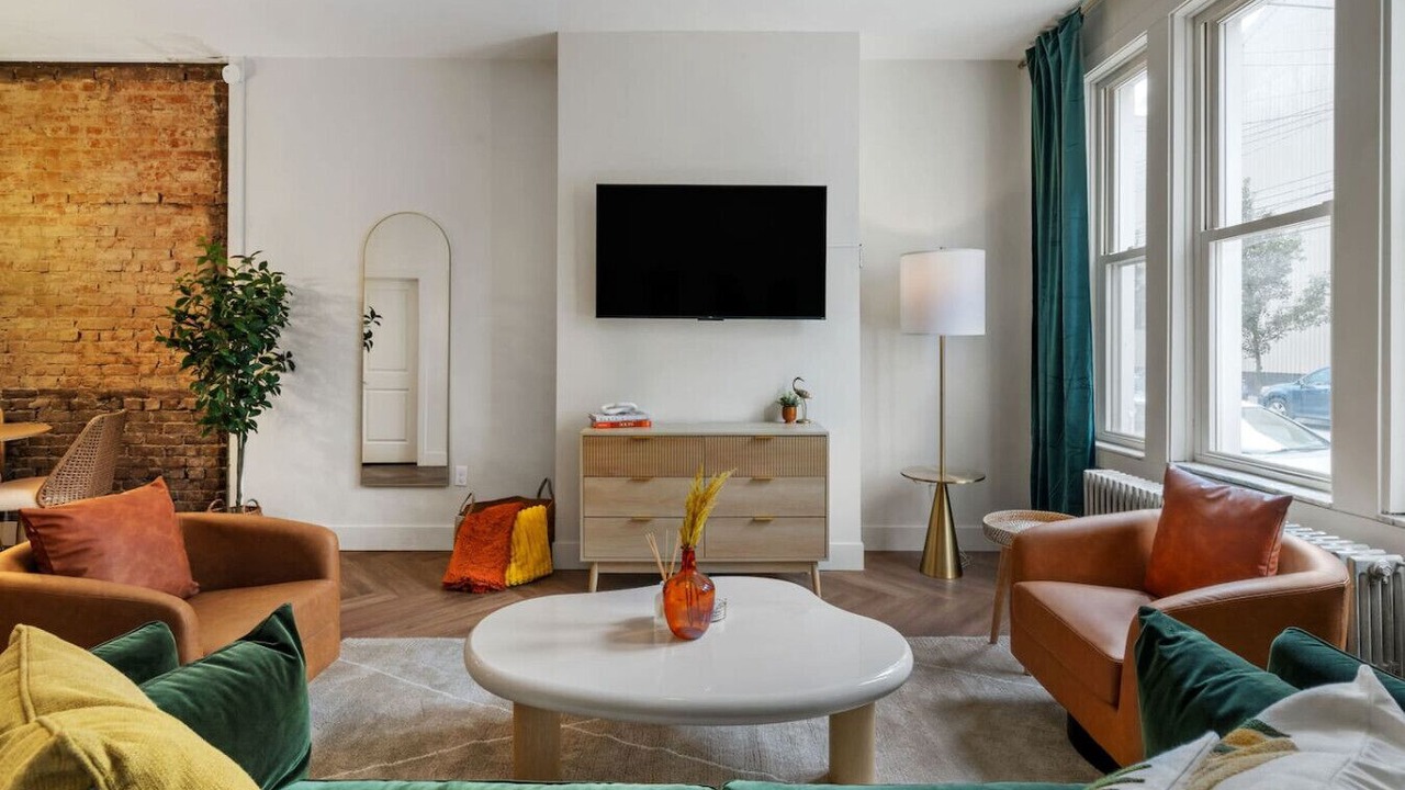 Photo of Livingroom in South Side Flats