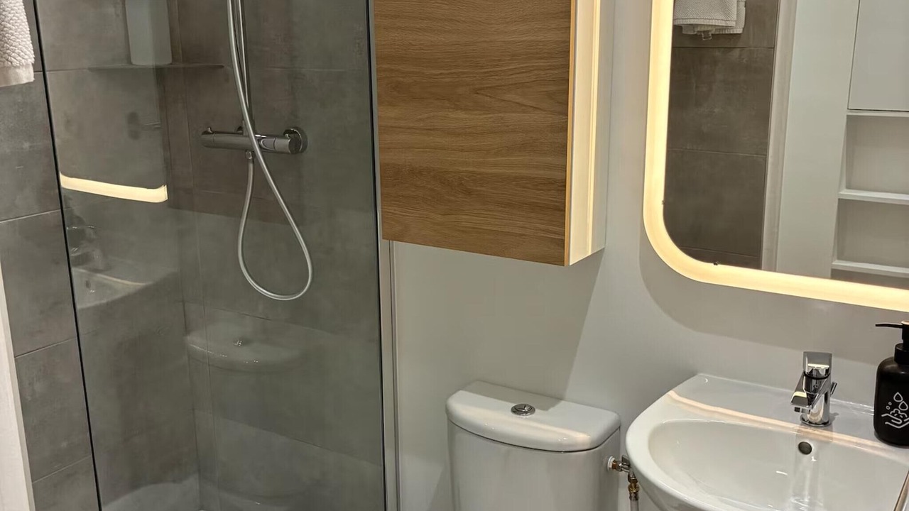 Photo of Bathroom in Pantin