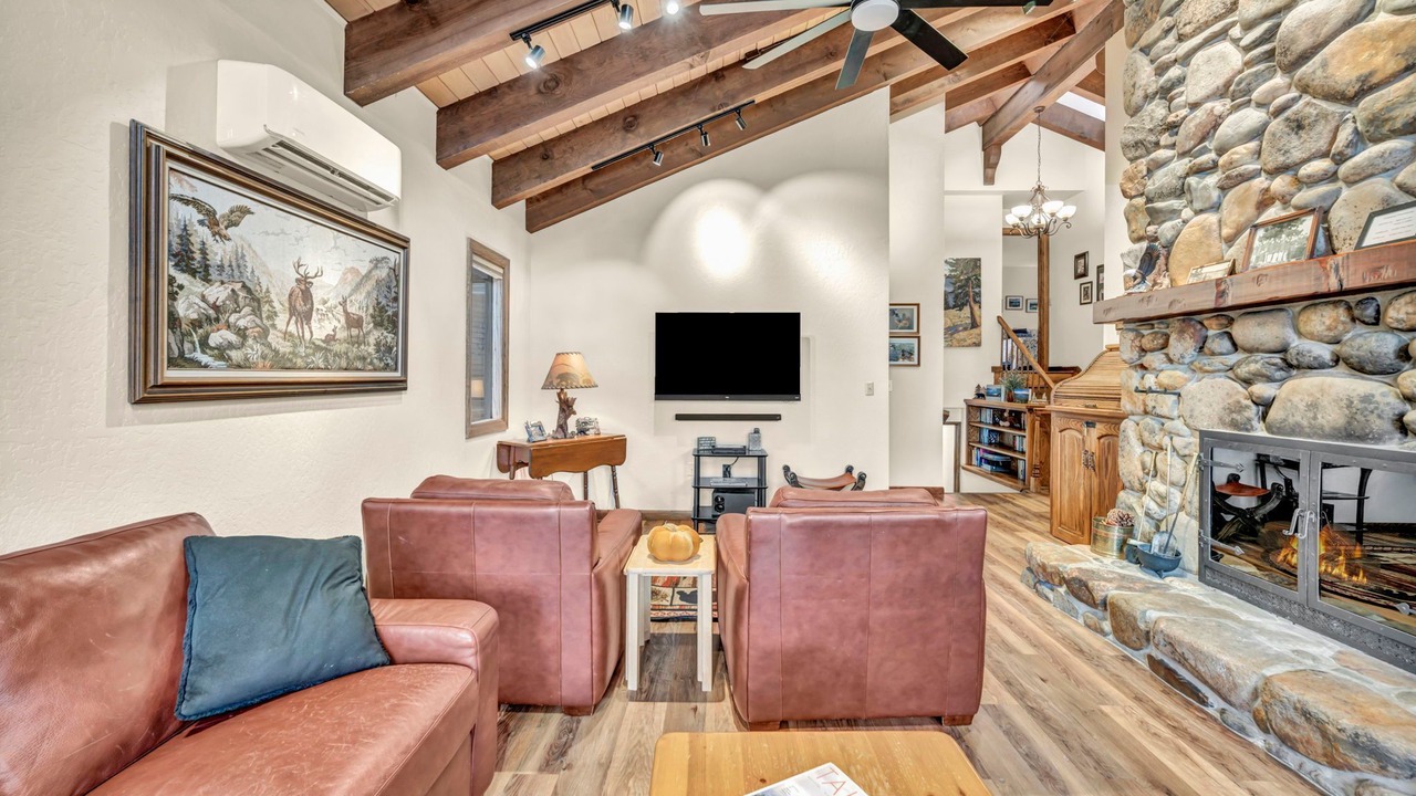 Photo of Livingroom in Elk Point