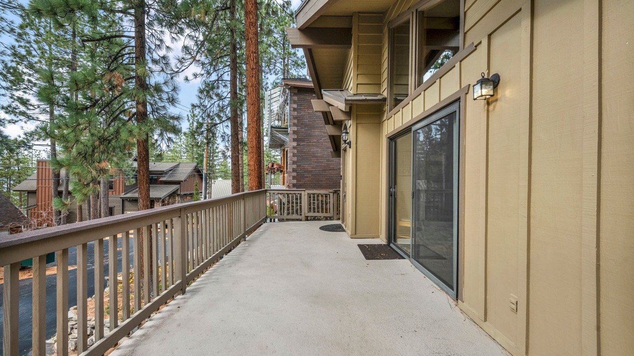 Photo of Patio Balcony in Elk Point