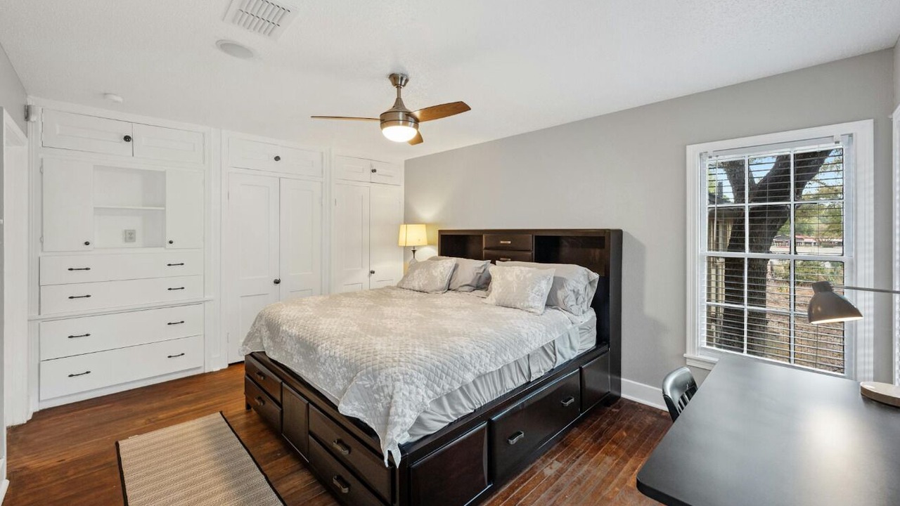 Photo of Bedroom in Heritage