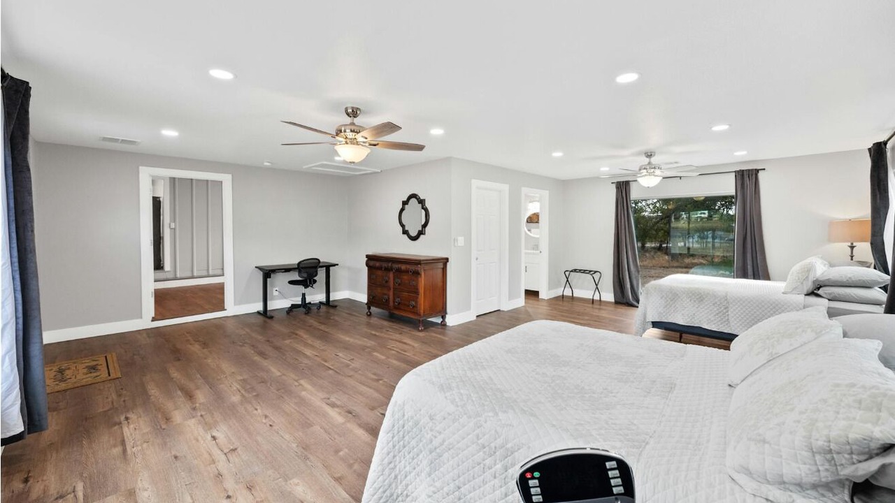 Photo of Bedroom in Heritage