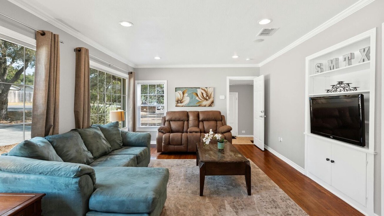 Photo of Livingroom in Heritage
