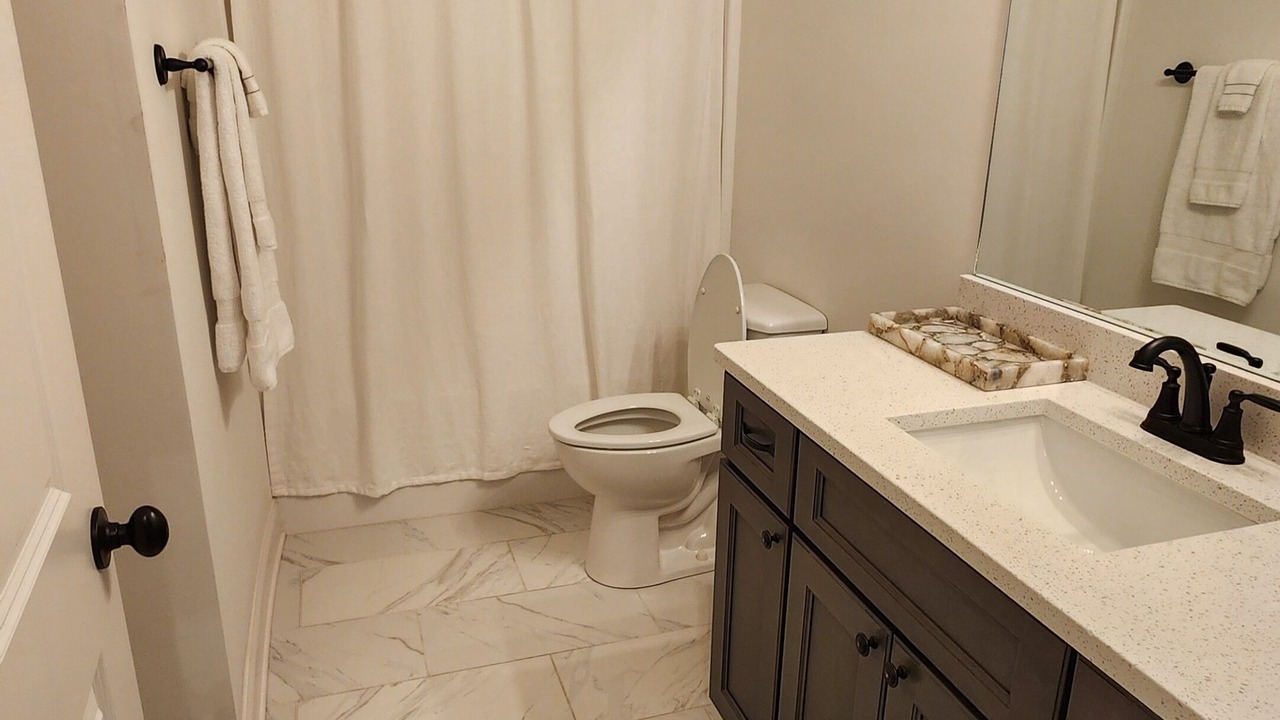 Photo of Bathroom in Graysville