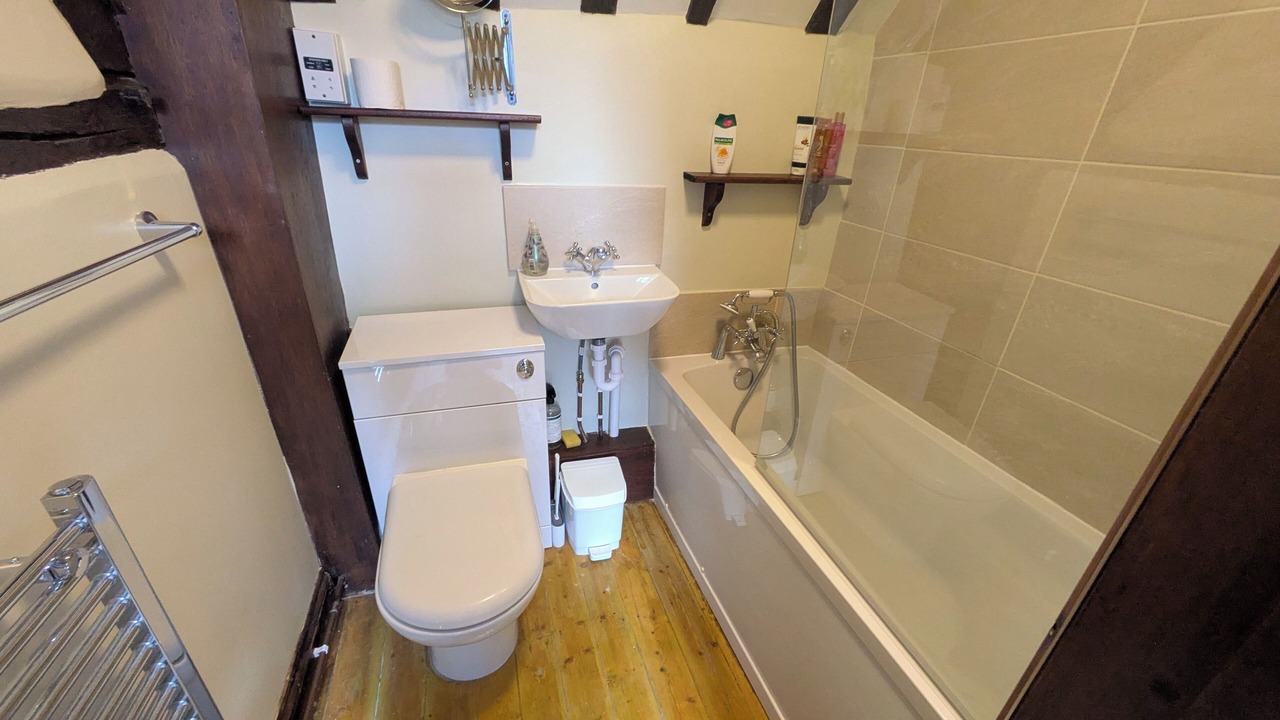 Photo of Bathroom in Wheatley