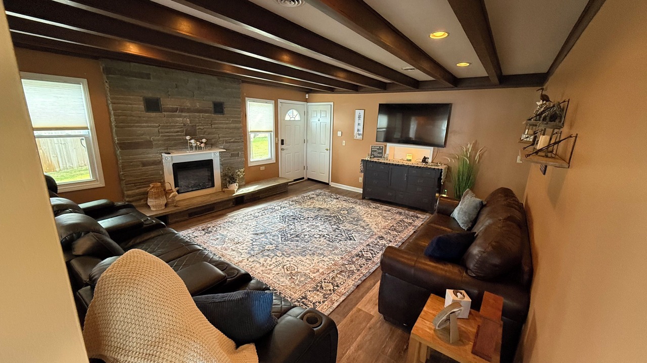 Photo of Livingroom in Brewerton