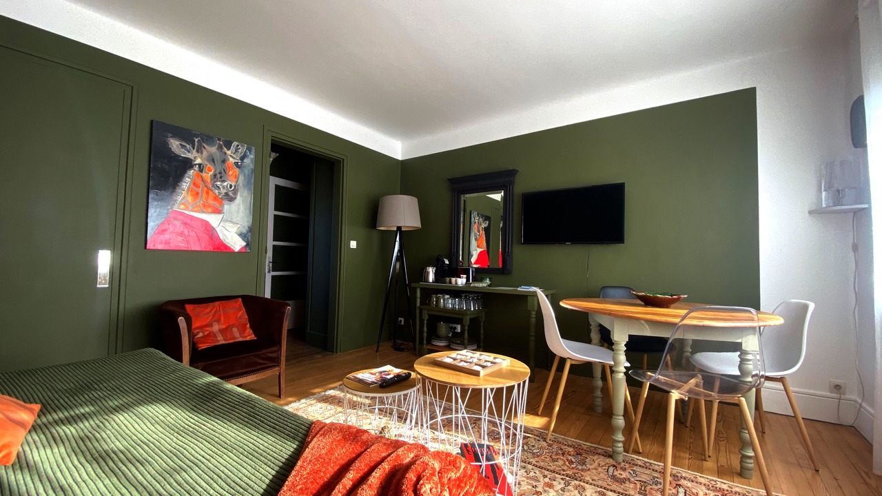 Photo of Bedroom in Up 1.5 Saint-Ferreol