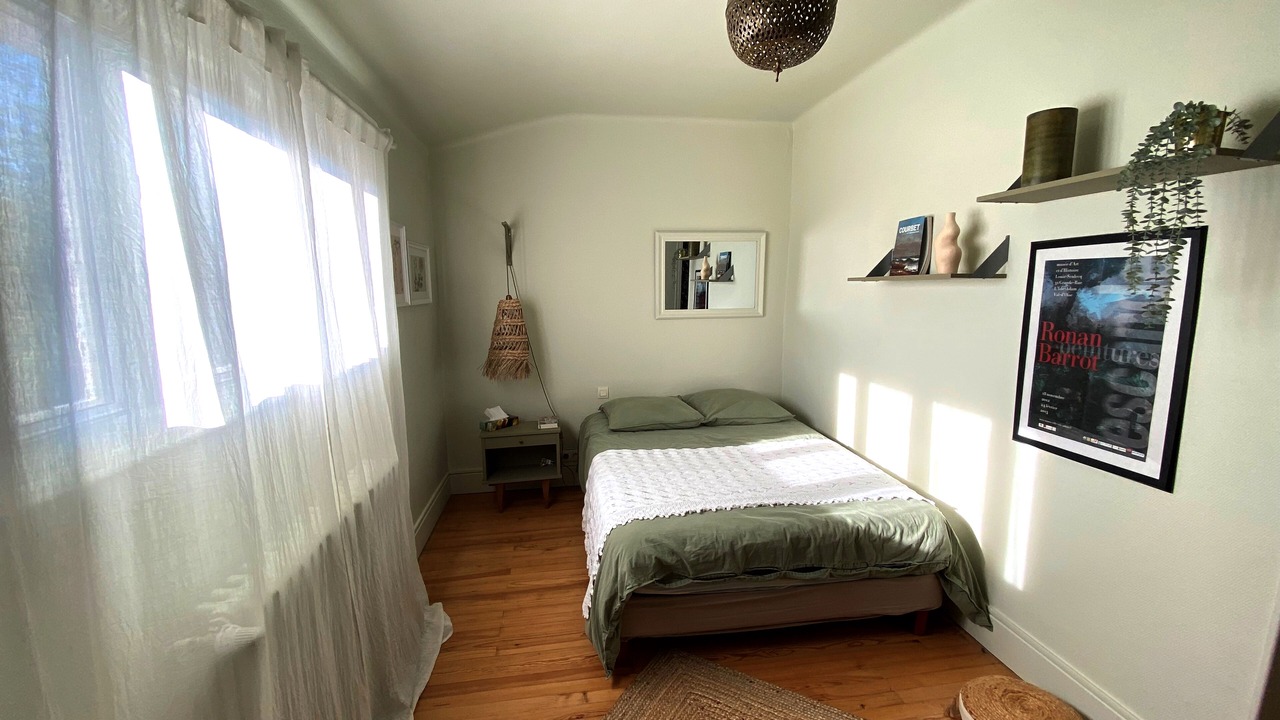 Photo of Bedroom in Up 1.5 Saint-Ferreol