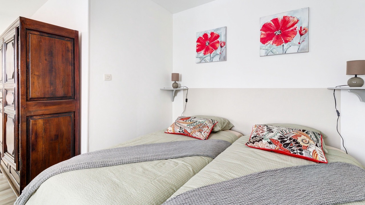 Photo of Bedroom in Saint-Gobain