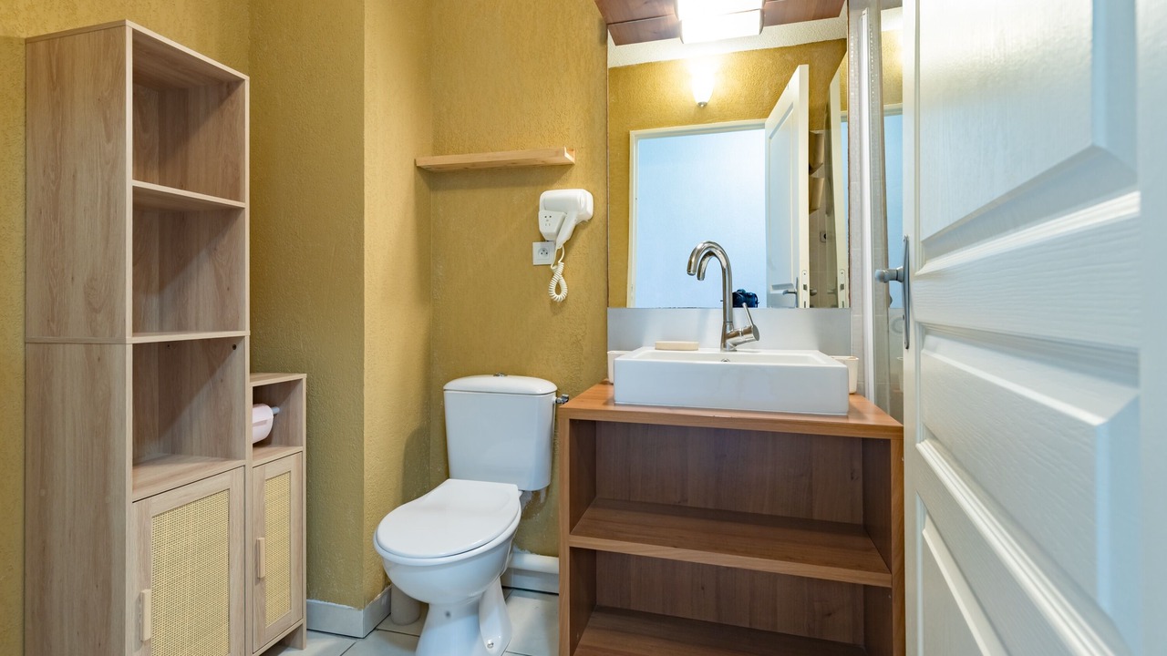 Photo of Bathroom in Azille