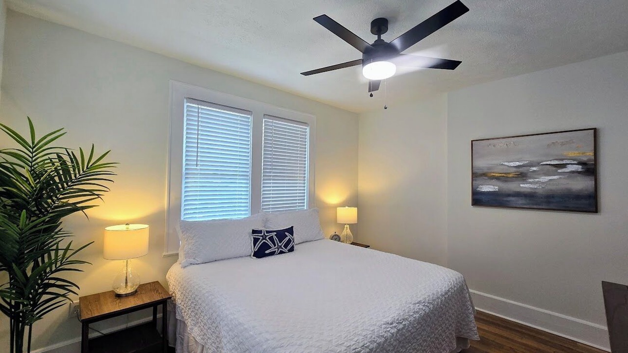 Photo of Bedroom in Avondale