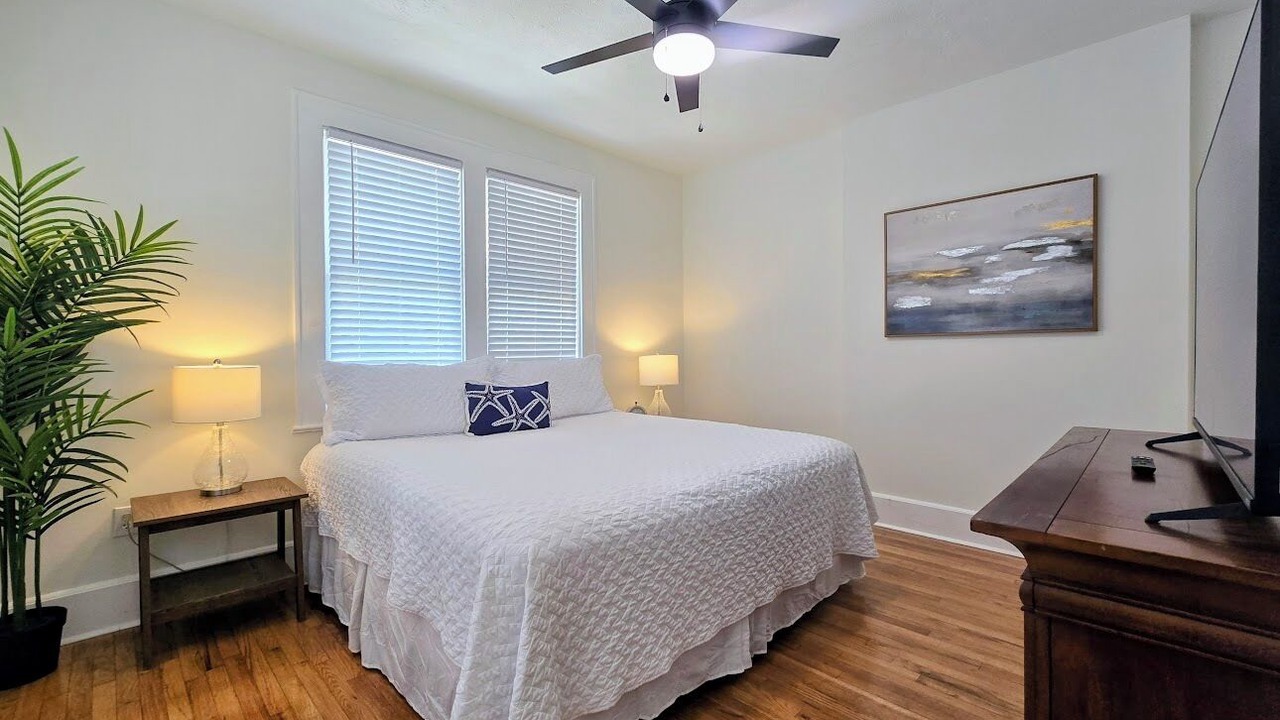 Photo of Bedroom in Avondale