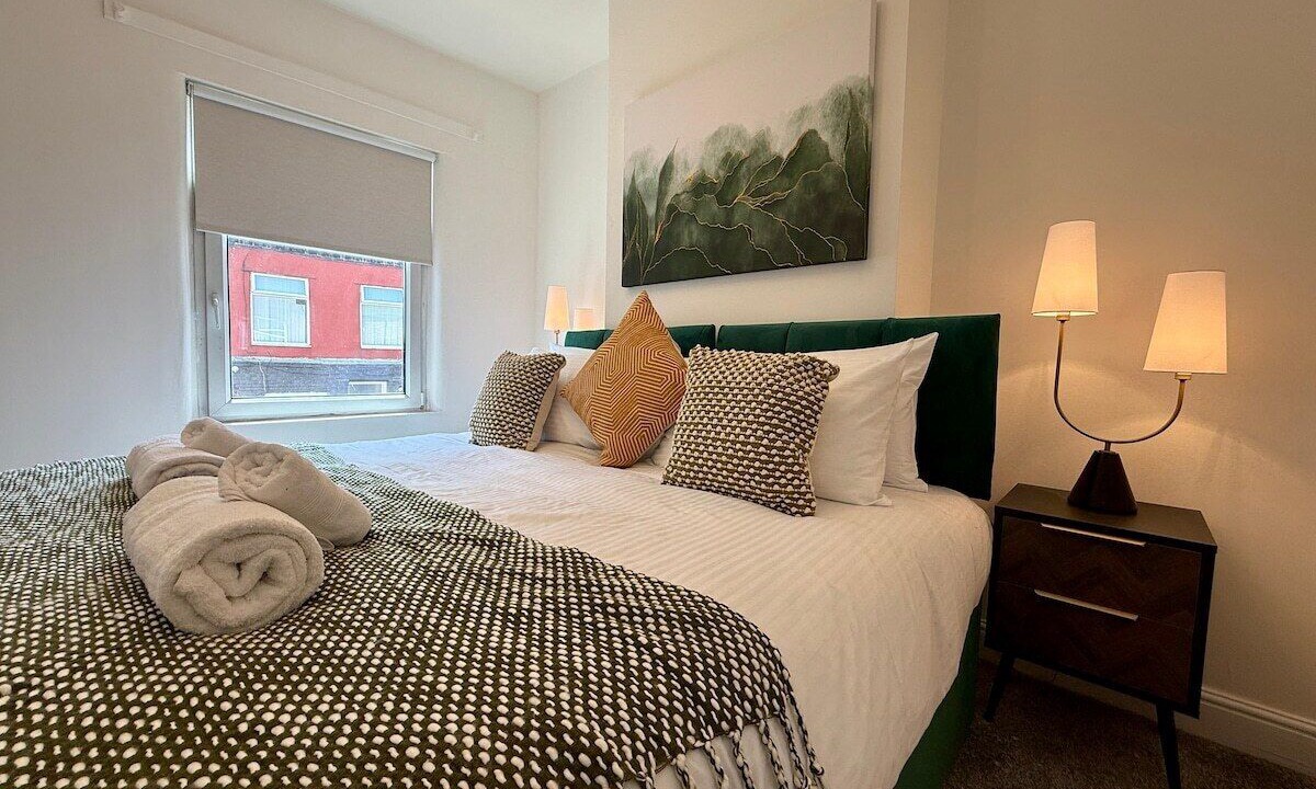 Photo of Bedroom in Stoke-on-Trent