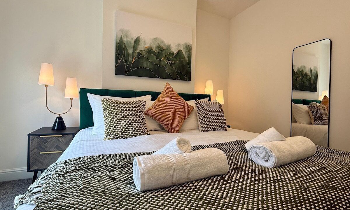 Photo of Bedroom in Stoke-on-Trent