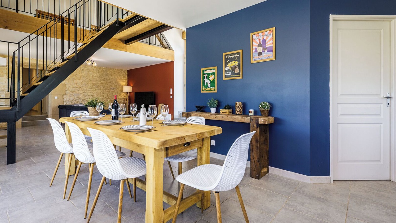 Photo of Others in Montgesty