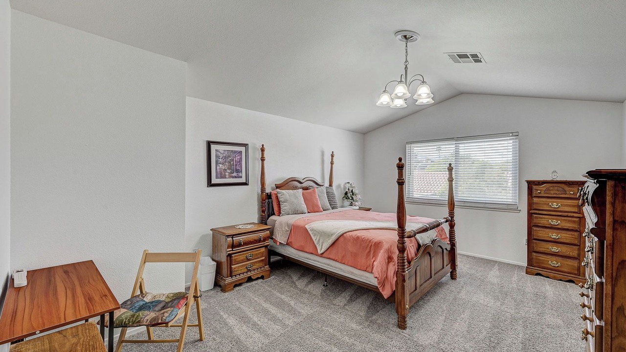 Photo of Bedroom in Canyon Gate