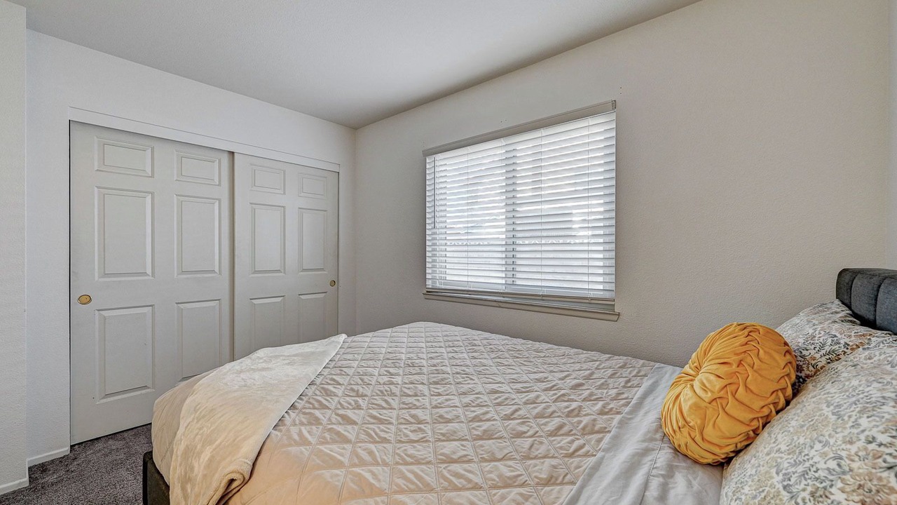Photo of Bedroom in Canyon Gate