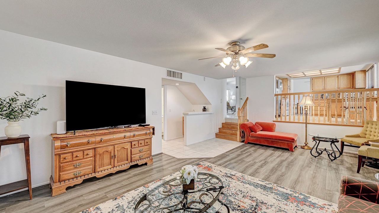 Photo of Livingroom in Canyon Gate