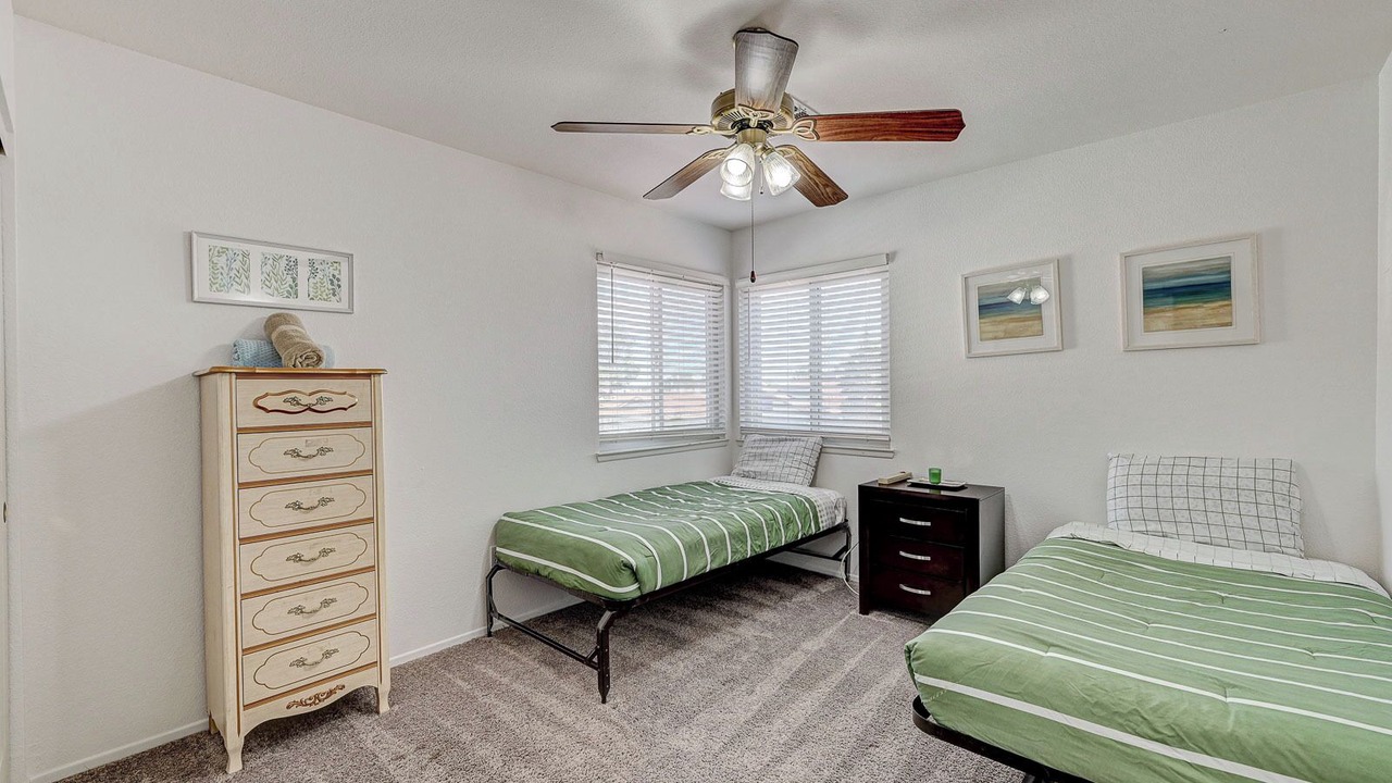 Photo of Bedroom in Canyon Gate