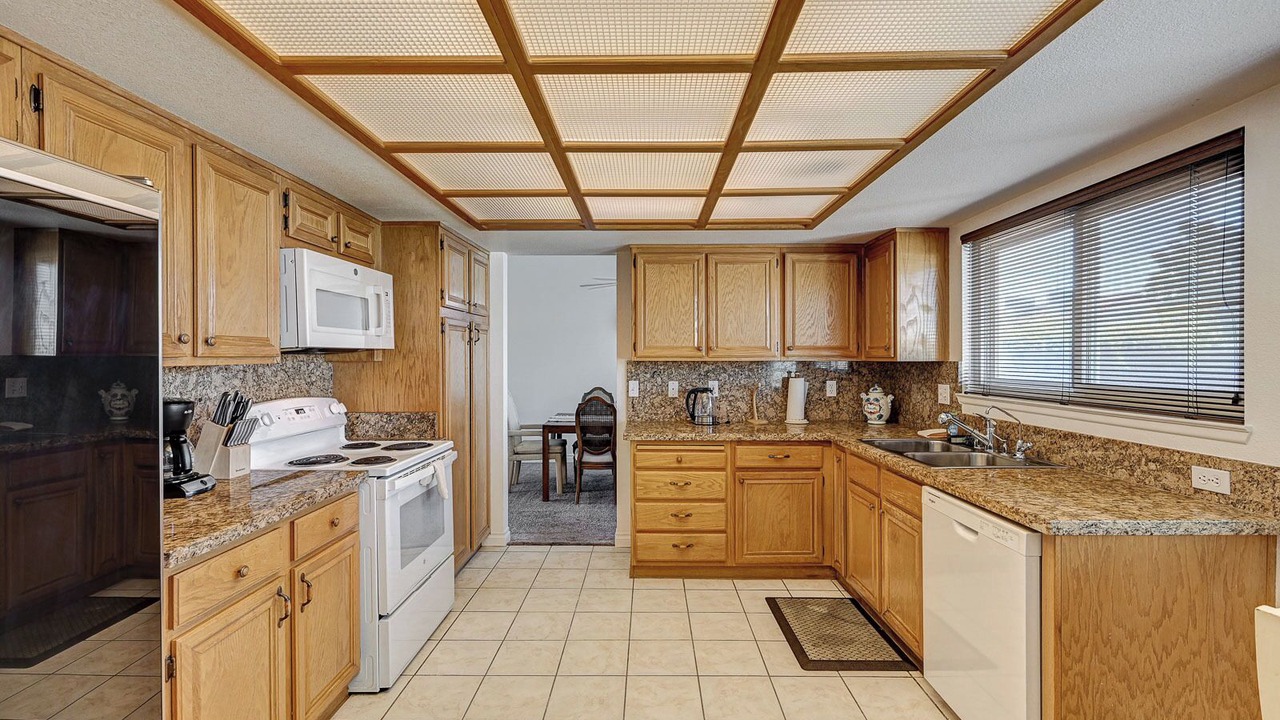 Photo of Kitchen in Canyon Gate