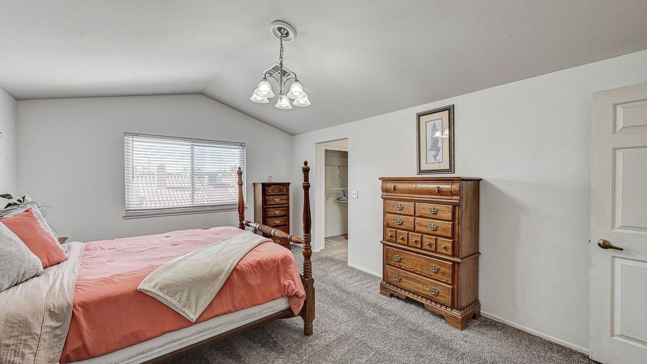 Photo of Bedroom in Canyon Gate