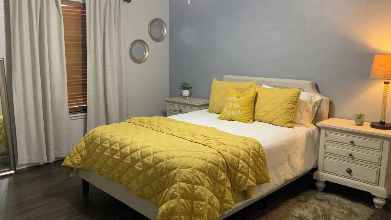 Photo of Bedroom in Roswell