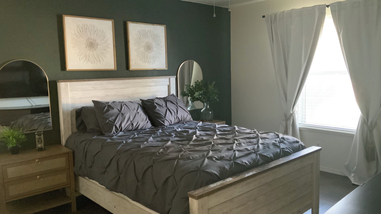 Photo of Bedroom in Roswell