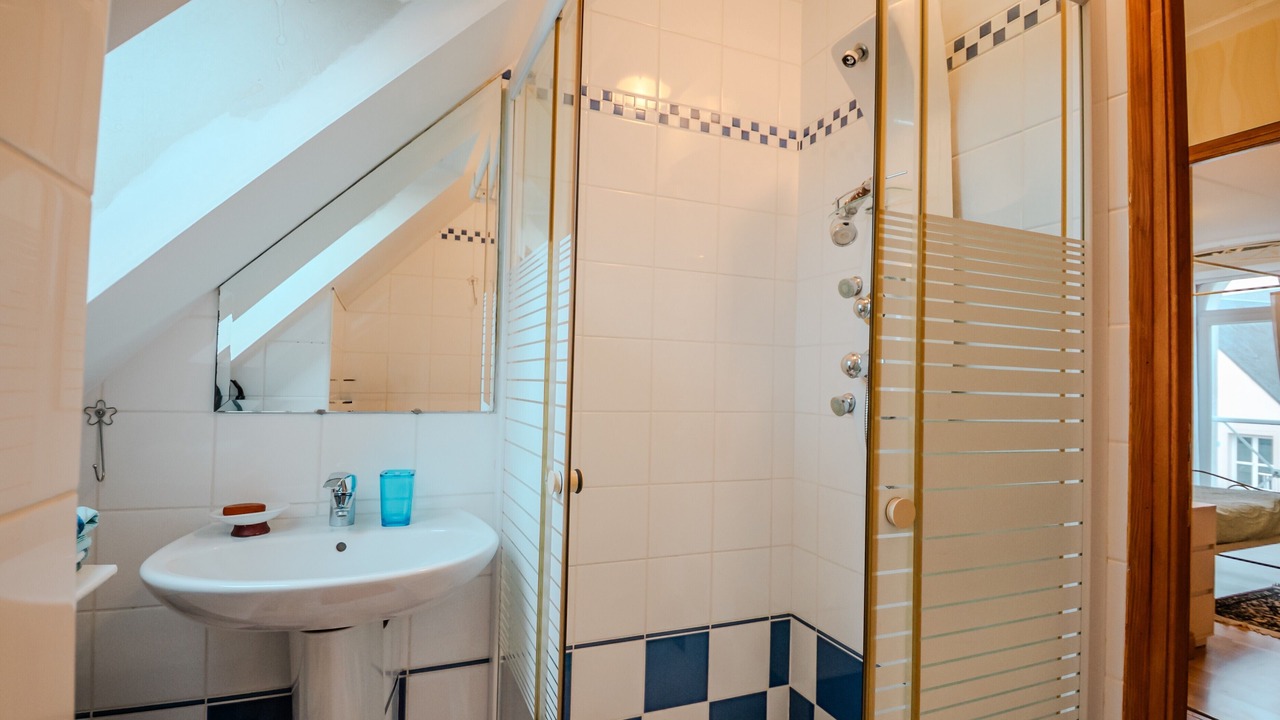 Photo of Bathroom in Courseulles-sur-Mer