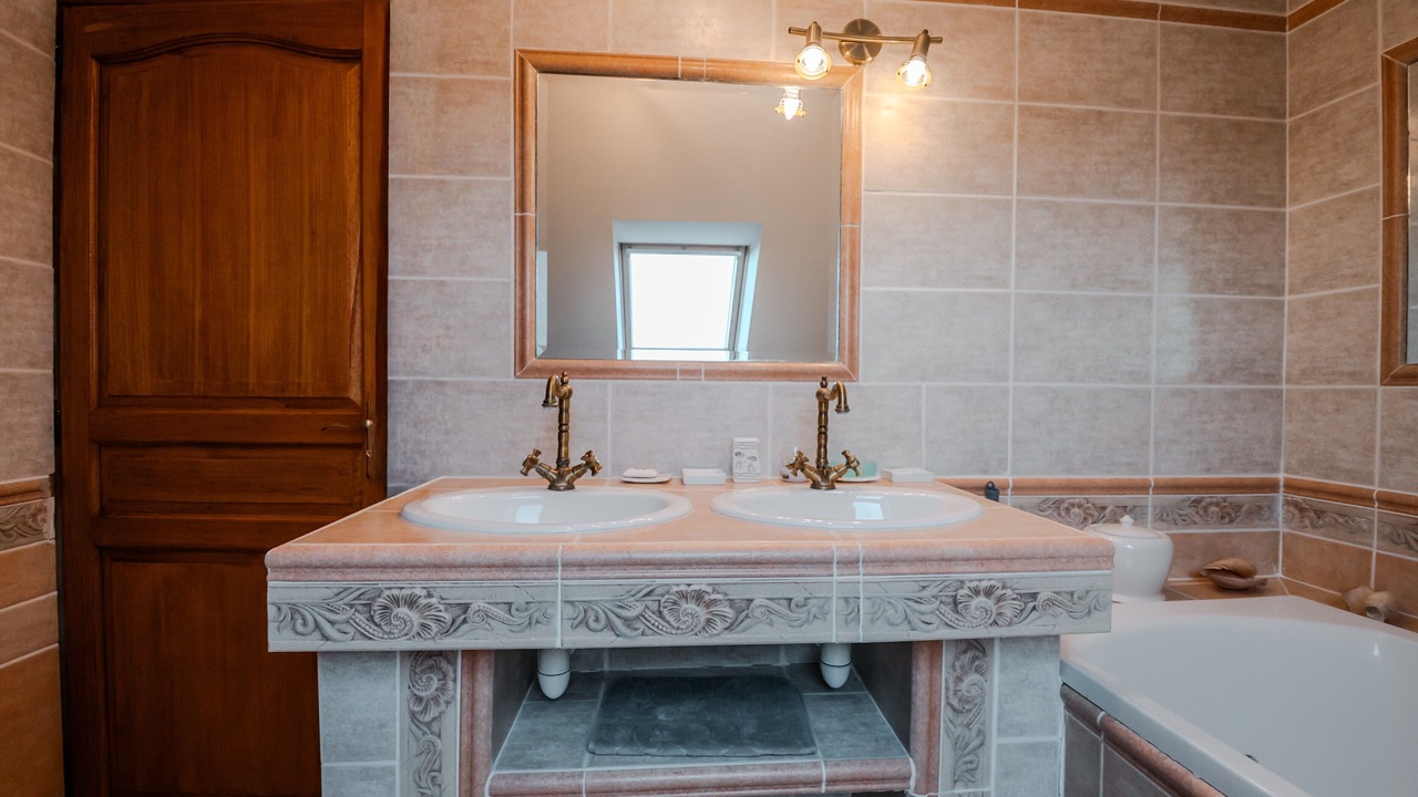 Photo of Bathroom in Courseulles-sur-Mer