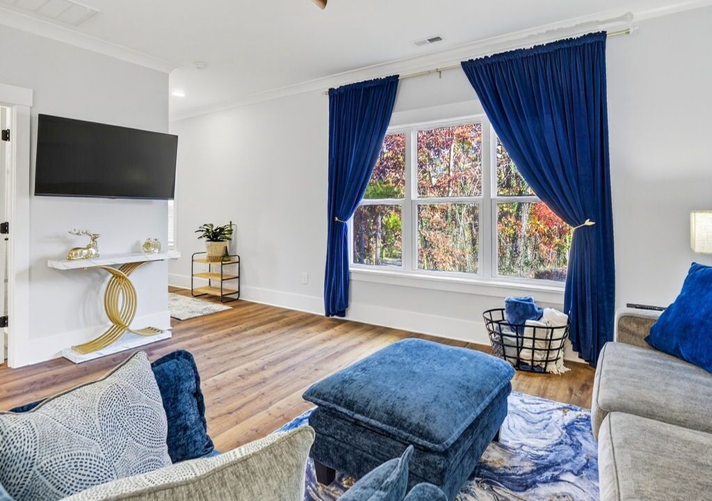 Photo of Livingroom in Apex